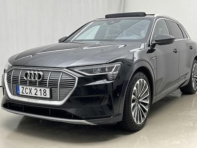 Svart Begagnad 2021 Audi e-tron Advanced SUV | 309 000 kr (Bra pris)
