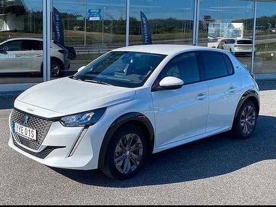 Vit Begagnad 2021 Peugeot e-208 Allure Halvkombi | 269 500 kr