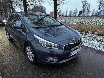 begagnad Kia Ceed cee'd 1.6 GDI DCT Svensksåld. ASutomat, Ny besi.