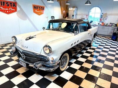 Begagnad Buick Special 220 HK (161 kW) 1956 Flerfärgad Cab