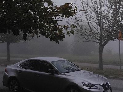 Lexus IS300h