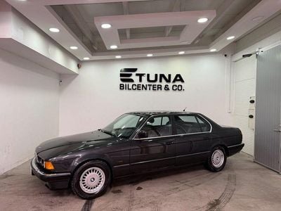 Svart Begagnad 1988 BMW 750L Sedan | 109 900 kr