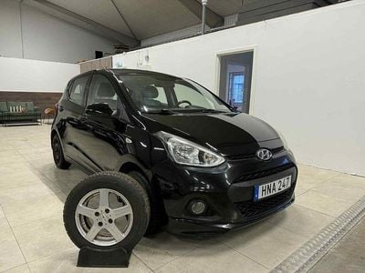 Svart Begagnad 2014 Hyundai i10 Halvkombi | 58 500 kr (Marknadspris)