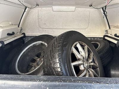 Begagnad VW Amarok Highline 180 HK (132 kW) 2015 Svart Pickup