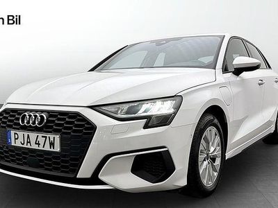 Vit Begagnad 2023 Audi A3 e-tron Proline Halvkombi | 299 000 kr (Dyr)