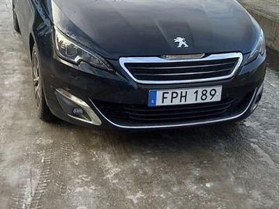 Begagnad Peugeot 308 SW Allure 120 HK (88 kW) 2015 Kombi
