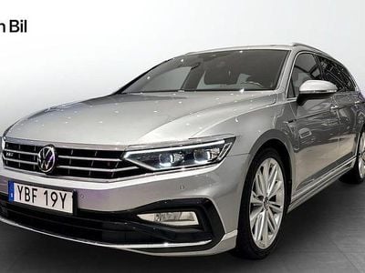 Pyrit silver metallic Begagnad 2021 VW Passat R-line Kombi | 279 900 kr (Marknadspris)