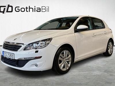 Vit Begagnad 2015 Peugeot 308 Active Halvkombi | 109 900 kr (Marknadspris)