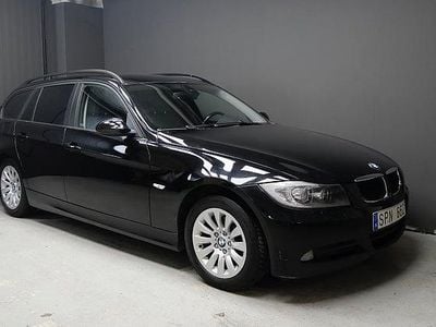 Begagnad BMW 320 150 HK (110 kW) 2006 Svart Kombi