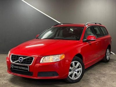 Begagnad Volvo V70 180 HK (132 kW) 2013 Röd Kombi