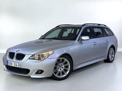 Ljusgrå Begagnad 2005 BMW 530 M Sport Kombi | 69 900 kr (Marknadspris)