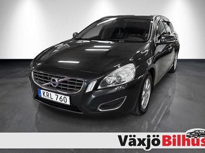 Grå Begagnad 2012 Volvo V60 Momentum Kombi | 84 900 kr (Marknadspris)