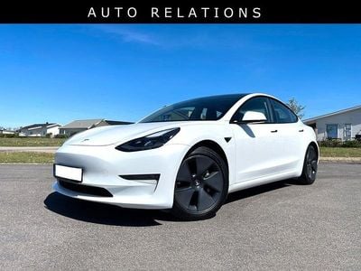 Begagnad Tesla Model 3 Long Range AWD 324 kW (441 HK) 2021 Vit pärlvit multicoatvit metallic/pärlemo Sedan