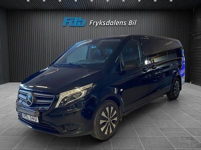 Svart Begagnad 2021 Mercedes Vito Van | 536 250 kr
