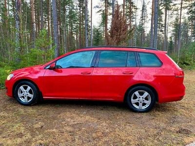 Röd Begagnad 2014 VW Golf VII Kombi | 95 000 kr (Bra pris)