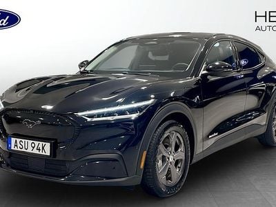 Svart Begagnad 2022 Ford Mustang Mach-E Standard Range SUV | 364 900 kr