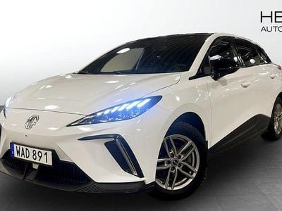 Vit Begagnad 2022 MG MG4 EV Halvkombi | 264 900 kr (Marknadspris)