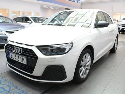 Vit Begagnad 2023 Audi A1 Sportback Proline Halvkombi | 214 900 kr (Bra pris)