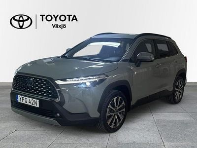 Begagnad Toyota Corolla Cross Style 200 HK (147 kW) 2022 Grön SUV
