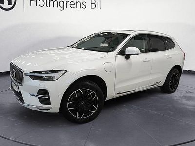 Vit Begagnad 2022 Volvo XC60 Core SUV | 409 900 kr (Marknadspris)