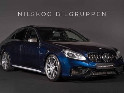 Begagnad Mercedes E63 AMG AMG 557 HK (409 kW) 2013 Mörkblå Sedan