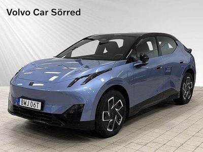 Blå Begagnad 2025 Lynk & Co 02 SUV | 389 900 kr (Marknadspris)