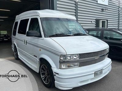 Vit Begagnad 1997 Chevrolet Astro Minibuss | 99 900 kr