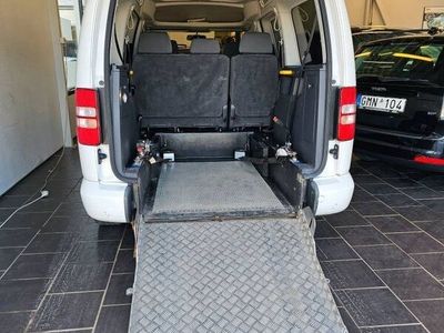 begagnad VW Caddy Maxi Life 2.0 TDI DSG Sekventiell 7-sits 140hk