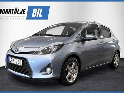 Blå Begagnad 2012 Toyota Yaris Hybrid Active Halvkombi | 109 900 kr (Lite dyr)