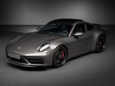 Porsche 911 Carrera 4 GTS