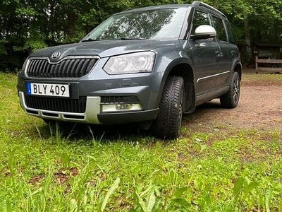 Begagnad Skoda Yeti Outdoor 170 HK (125 kW) 2014 Grå metallic SUV