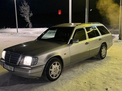 Begagnad 1989 Mercedes E300 | 60 000 kr