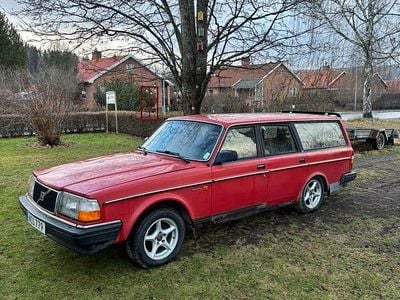 Begagnad 1988 Volvo 245 Kombi | 28 000 kr