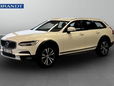 Vit Begagnad 2020 Volvo V90 CC Kombi | 359 900 kr (Marknadspris)