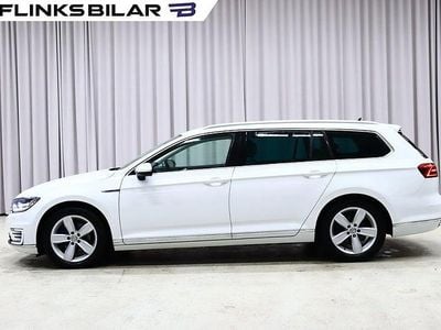 Vit Begagnad 2016 VW Passat Executive Kombi | 129 900 kr (Marknadspris)