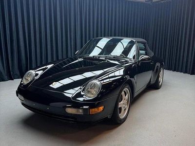 Svart Begagnad 1998 Porsche 911 Carrera Cab | 849 000 kr