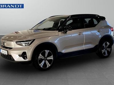 Begagnad Volvo XC40 Plus 175 kW (238 HK) 2023 Ljusgrå (grå) SUV