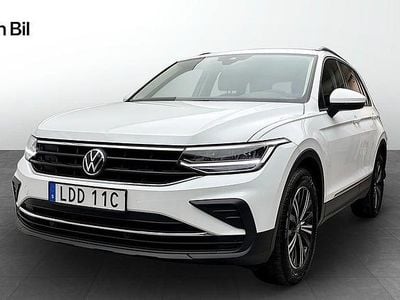 Pure white Begagnad 2022 VW Tiguan SUV | 309 900 kr (Marknadspris)