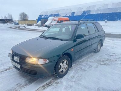 Begagnad Mitsubishi Lancer 113 HK (83 kW) 1995 Kombi