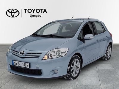 Blå Begagnad 2013 Toyota Auris | 75 000 kr (Bra pris)