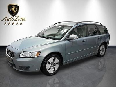 Blå Begagnad 2010 Volvo V50 Momentum Kombi | 29 900 kr (Dyr)