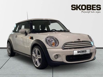 Vit Begagnad 2013 Mini ONE Halvkombi | 79 900 kr (Lite dyr)