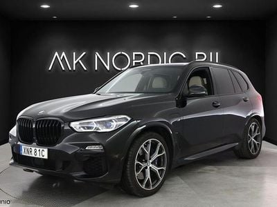 Svart Begagnad 2021 BMW X5 iPerformance SUV | 599 000 kr