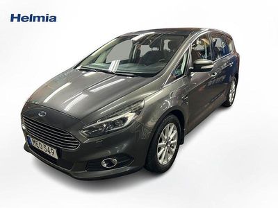 Grå Begagnad 2015 Ford S-MAX Titanium Minibuss | 144 000 kr (Dyr)