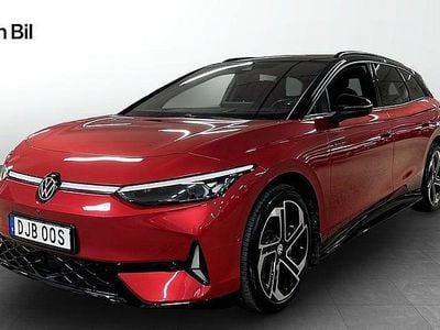 Röd Begagnad 2025 VW ID.7 GTX Kombi | 589 800 kr (Bra pris)