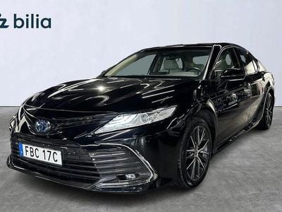 Begagnad Toyota Camry Hybrid Executive 220 HK (161 kW) 2022 Svart Sedan