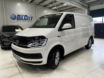 Vit Begagnad 2019 VW Transporter Van | 319 900 kr (Dyr)