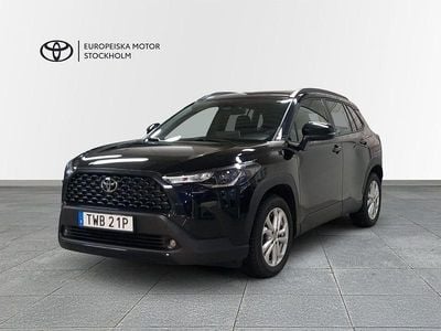 Svart Begagnad 2025 Toyota Corolla Cross Active SUV | 349 900 kr (Marknadspris)
