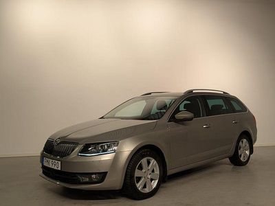 Ljusbrun Begagnad 2016 Skoda Octavia Style Kombi | 154 900 kr (Lite dyr)