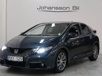 Mörkblå Begagnad 2012 Honda Civic Executive Halvkombi | 129 900 kr (Marknadspris)